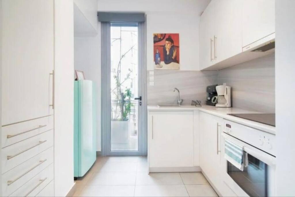 Apartamento Stylish Living By Acropolis Atenas Exterior foto